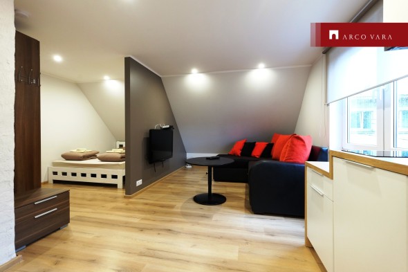 Müüa korter Väike-Posti  5, Kesklinn (Pärnu), Pärnu linn, Pärnu maakond