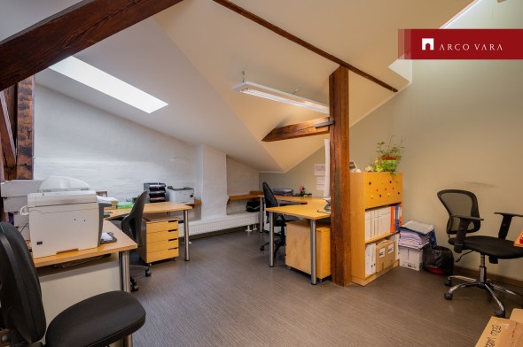 Üürile anda büroopind Rüütli  11, Kesklinn (Tartu), Tartu linn, Tartu maakond