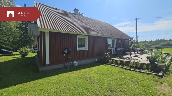 Müüa maja Arvola, Sahargu küla, Alutaguse vald, Ida-Viru maakond