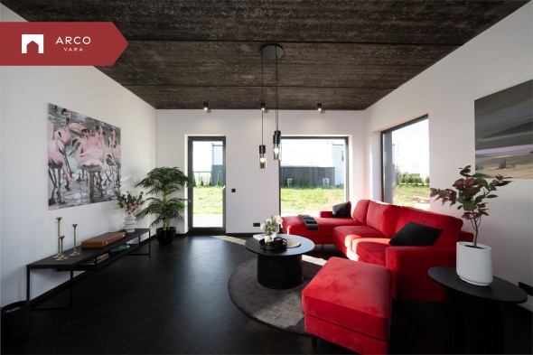 Müüa majaosa Paeheina tee 11, Lubja küla, Viimsi vald, Harju maakond