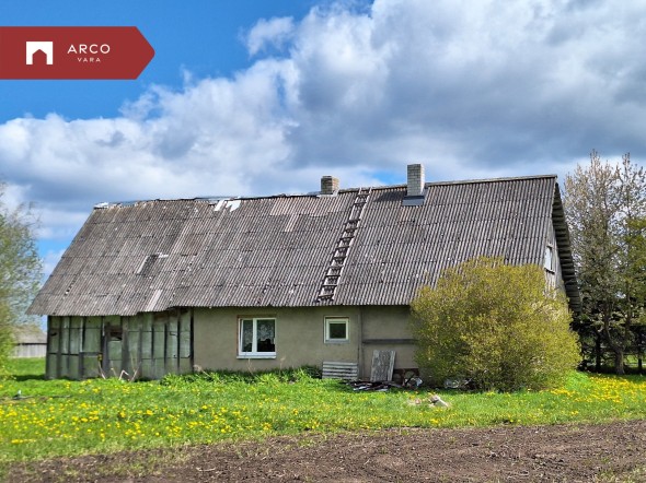 Müüa maja Adriku, Äiamaa küla, Türi vald, Järva maakond