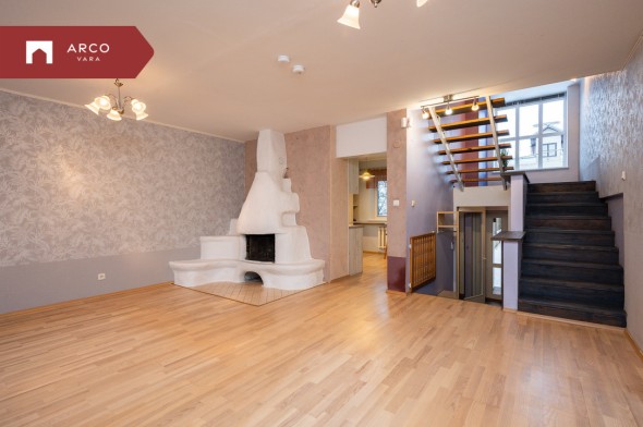 Müüa majaosa Elmar Kitse  1, Ihaste, Tartu linn, Tartu maakond