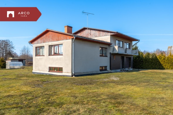 Müüa maja Lepa  1, Võiste alevik, Häädemeeste vald, Pärnu maakond