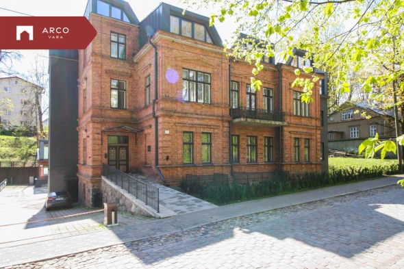 Üürile anda korter Vallikraavi  14, Kesklinn (Tartu), Tartu linn, Tartu maakond