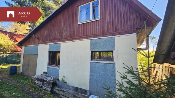 Müüa suvila Pikk  3, Narva linn, Ida-Viru maakond
